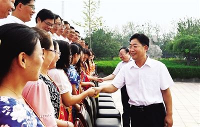 胜利油田领导看望慰问胜利教育工作者 | 胜利油